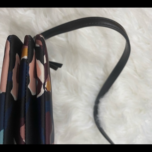 Kate Spade Triple Gusset Crossbody - NWT - Picture 3 of 7